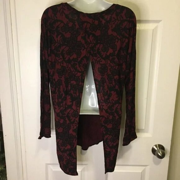ARITZIA Wilfred La Riviere Burgundy Lace Print Top Shirt - Picture 4 of 8